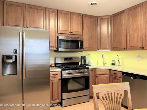 11 Abbey Ct, Forked River, NJ 08731 photo 8