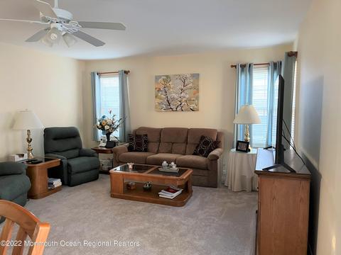 11 Abbey Ct, Forked River, NJ 08731 photo 4