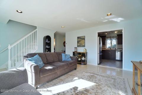 14 Farmbrook Dr, Old Bridge, NJ 08857 photo 5