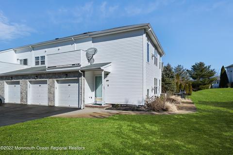 458 Deuce Dr, Wall, NJ 07719 photo 3
