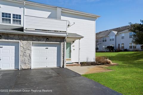 458 Deuce Dr, Wall, NJ 07719 photo 2