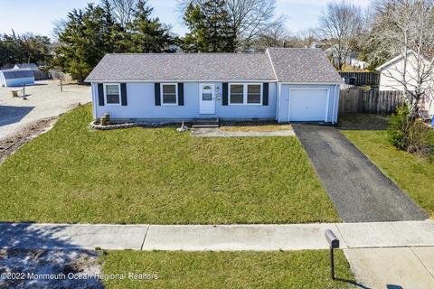 437 Cheyenne Dr, Waretown, NJ 08758 photo 5