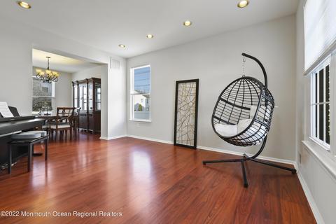22 Devonshire Dr, Hazlet, NJ 07730 photo 6