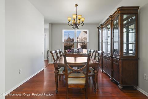 22 Devonshire Dr, Hazlet, NJ 07730 photo 8