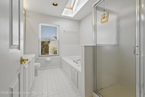 22 Devonshire Dr, Hazlet, NJ 07730 photo 26
