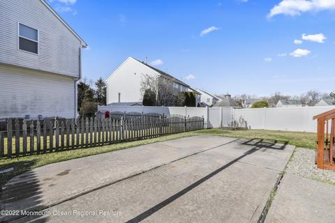 22 Devonshire Dr, Hazlet, NJ 07730 photo 33