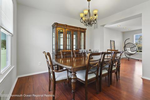 22 Devonshire Dr, Hazlet, NJ 07730 photo 9