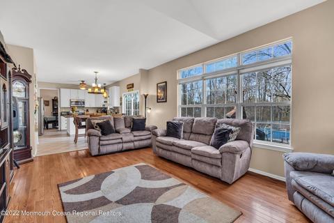 39 Green Tree Dr, Jackson, NJ 08527 photo 12