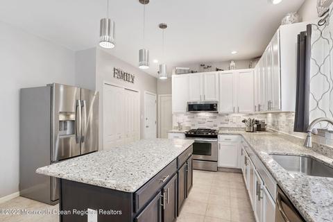 8 Mitchell Ln, Jackson, NJ 08527 photo 7