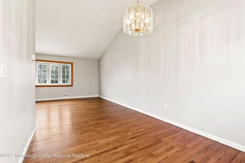 151 Cherry Tree Ln, Middletown, NJ 07748 photo 9