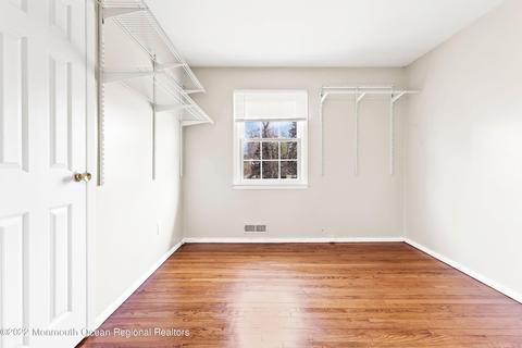 151 Cherry Tree Ln, Middletown, NJ 07748 photo 20