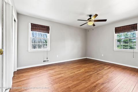 151 Cherry Tree Ln, Middletown, NJ 07748 photo 19