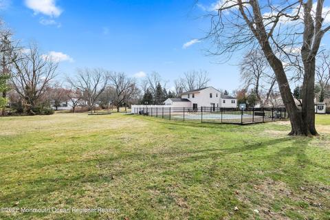 151 Cherry Tree Ln, Middletown, NJ 07748 photo 4