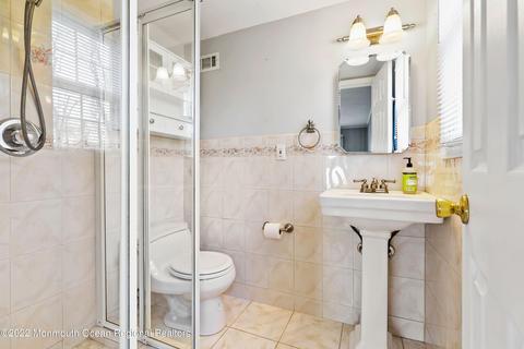 151 Cherry Tree Ln, Middletown, NJ 07748 photo 23