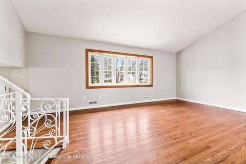 151 Cherry Tree Ln, Middletown, NJ 07748 photo 8
