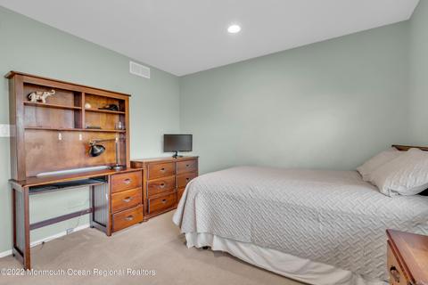 39 Apache Dr, Manalapan, NJ 07726 photo 38