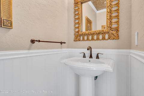 39 Apache Dr, Manalapan, NJ 07726 photo 29