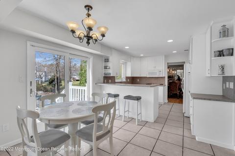 39 Apache Dr, Manalapan, NJ 07726 photo 22