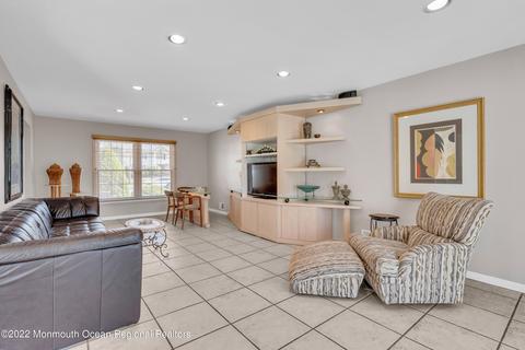 39 Apache Dr, Manalapan, NJ 07726 photo 24