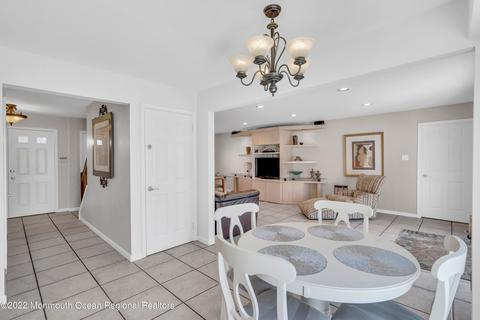 39 Apache Dr, Manalapan, NJ 07726 photo 20