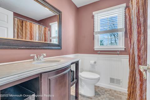 39 Apache Dr, Manalapan, NJ 07726 photo 41