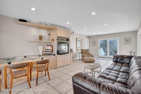39 Apache Dr, Manalapan, NJ 07726 photo 27