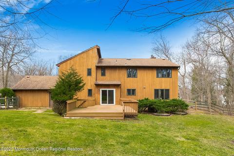 18 Constitution Dr, Middletown, NJ 07748 photo 2