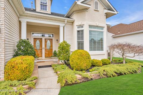 31 Spring Lake Blvd, Waretown, NJ 08758 photo 4