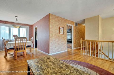 28 Rhode Island Dr, Jackson, NJ 08527 photo 5