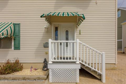 70 E Beach Way, Lavallette, NJ 08735 photo 4
