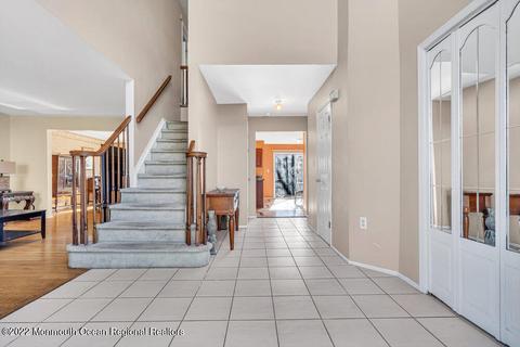 17 Daniel Pl, Matawan, NJ 07747 photo 4