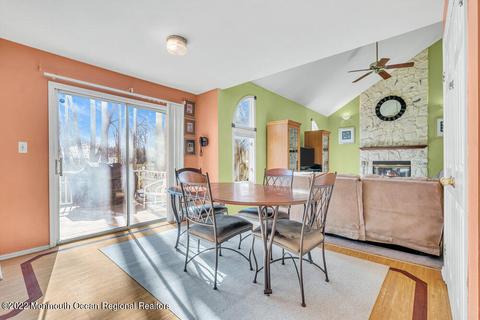 17 Daniel Pl, Matawan, NJ 07747 photo 12