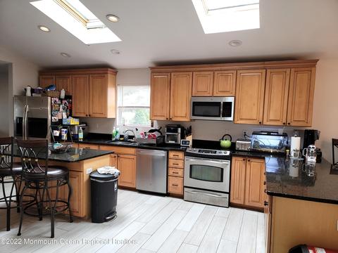 4 May Blvd, Jackson, NJ 08527 photo 10