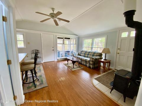 31 Lighthouse Dr, Waretown, NJ 08758 photo 11