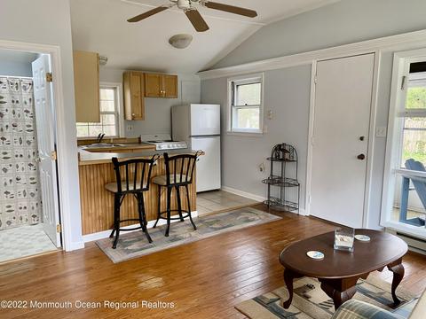 31 Lighthouse Dr, Waretown, NJ 08758 photo 5