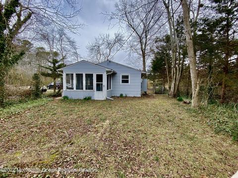 31 Lighthouse Dr, Waretown, NJ 08758 photo 3