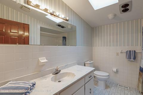 1009 Brainard Pl, Brielle, NJ 08730 photo 43