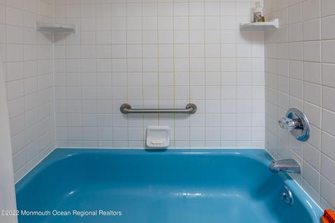 1009 Brainard Pl, Brielle, NJ 08730 photo 42