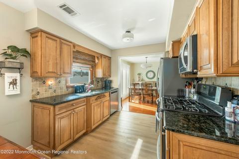 69 Bernard Dr, Howell, NJ 07731 photo 11