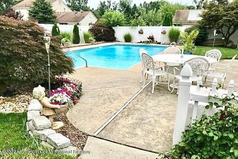 69 Bernard Dr, Howell, NJ 07731 photo 24