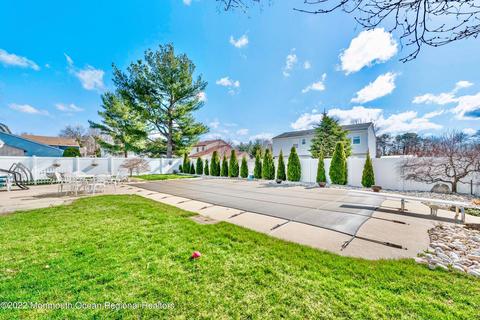 69 Bernard Dr, Howell, NJ 07731 photo 31