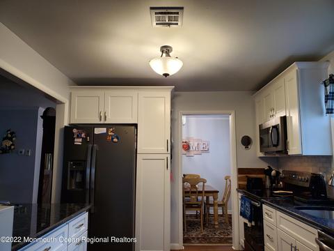 29 Augusta Rd, Whiting, NJ 08759 photo 17