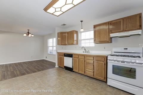 369 Hudson Dr, Brick, NJ 08723 photo 18