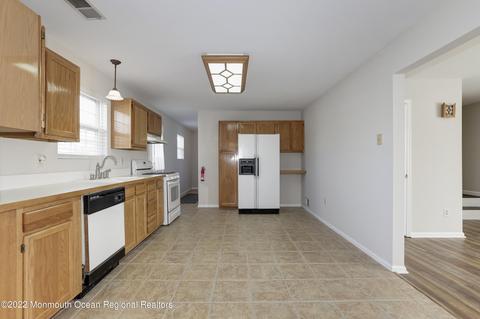 369 Hudson Dr, Brick, NJ 08723 photo 22