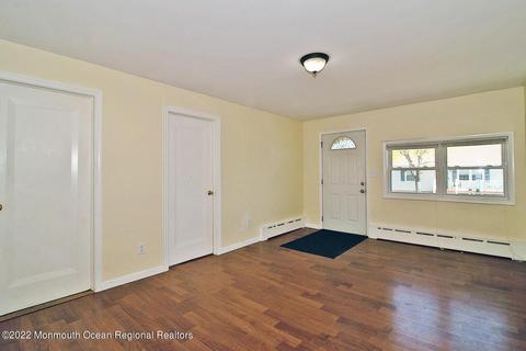 24 Keelson Dr, Waretown, NJ 08758 photo 8