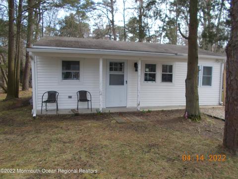 56 Lighthouse Dr, Waretown, NJ 08758 photo 2