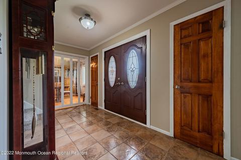 22 Plafsky Dr, Edison, NJ 08817 photo 5