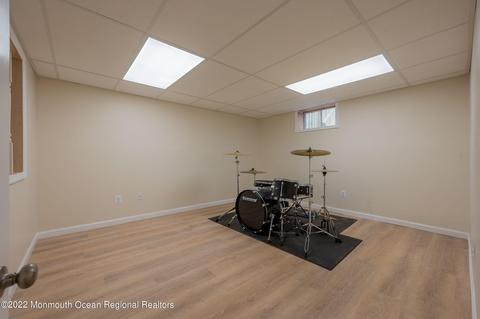 22 Plafsky Dr, Edison, NJ 08817 photo 34