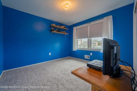 22 Plafsky Dr, Edison, NJ 08817 photo 29