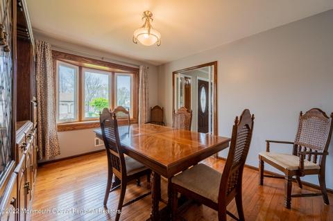 22 Plafsky Dr, Edison, NJ 08817 photo 17